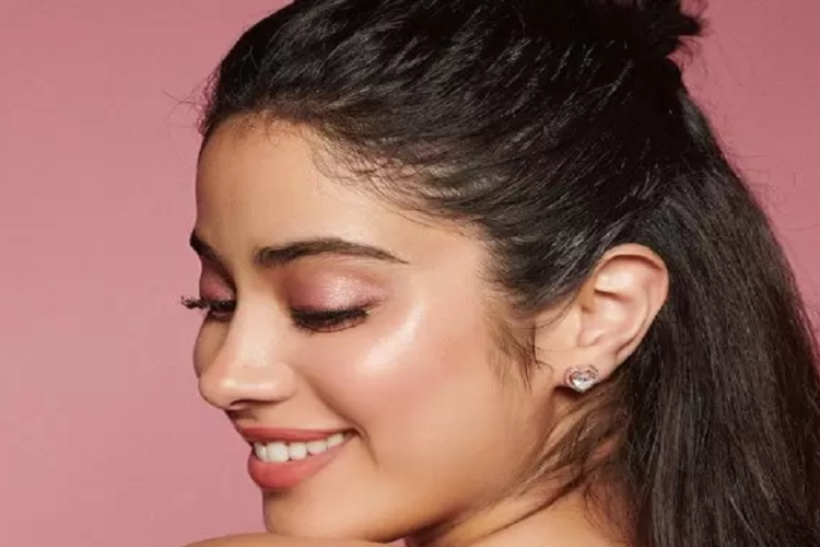 Trending Glass Skin Look